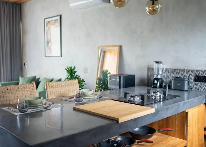 Stylish And Cozy With Plunge Pool Ferienhaus Canggu